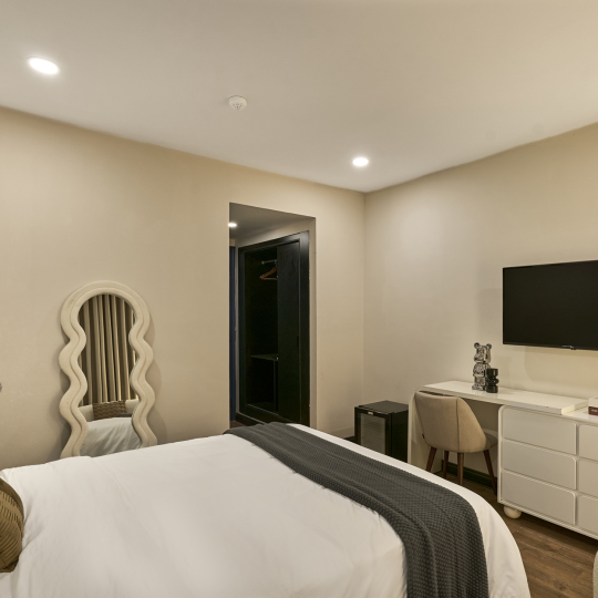 CN7 - Phòng Deluxe giường đôi