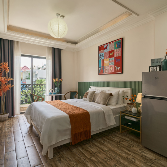 CN5 - VIP with Balcony Room