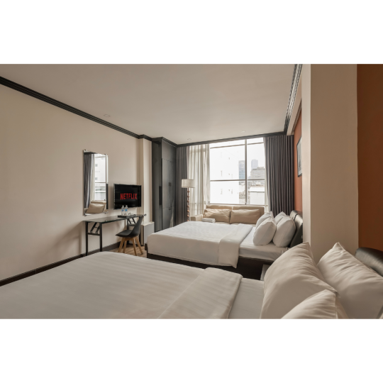 CN2 - Phòng Premium hướng phố