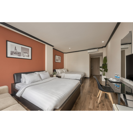 CN2 - Phòng Premium hướng phố