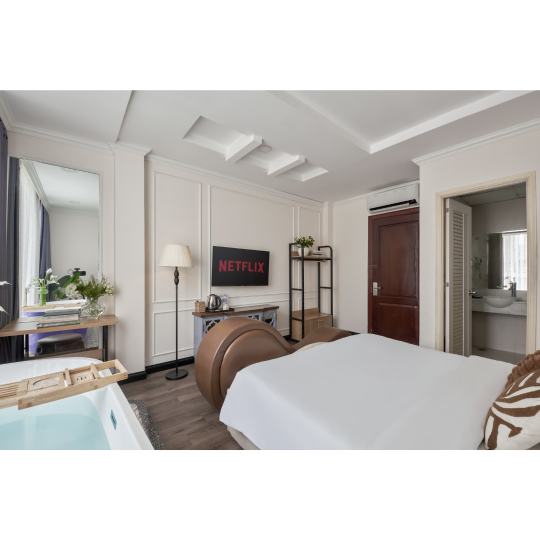 CN3 - Phòng VIP hướng phố