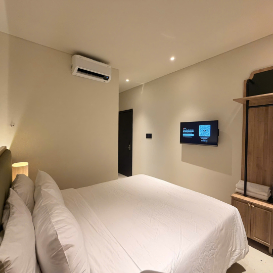 CN10 - Deluxe Double Room
